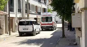 Eskişehir'de 1.5 Yaşındaki Çocuk 2. Kattan Düşerek Yaralandı
