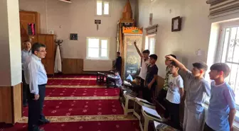 İpekyolu İlçe Müftüsü Yaz Kur'an Kurslarını Ziyaret Etti
