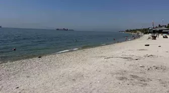 Beylikdüzü Marina'daki Ücretsiz Plajda Altyapı Sorunları