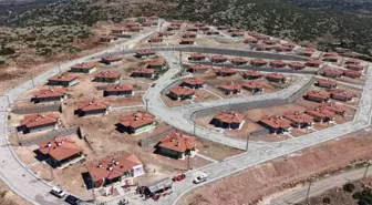 Osmaniye'de Depremzedelere 89 Yeni Ev Teslim Edildi