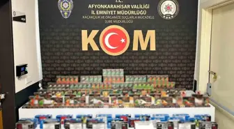 Afyonkarahisar'da Kaçak Tütün Operasyonu: 6 Bin Külçe Makaron Ele Geçirildi