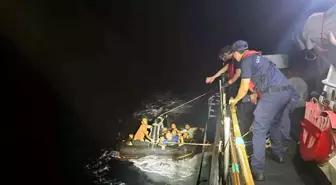 Fethiye Açıklarında Düzensiz Göçmenler Kurtarıldı