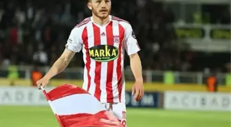 Ziya Erdal, 17 Yıl Sonra Sivasspor'a Veda Etti