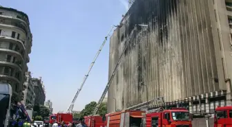 Kahire'de Telekomünikasyon Binasında Yangın: 4 Ölü, 27 Yaralı