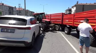 Bafra'da Trafik Kazası: 2 Yaralı