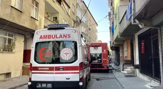 Bağcılar'da 5 Katlı Binada Yangın Çıktı