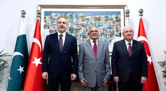 Bakan Fidan ve Güler, Pakistan'da Görüşme Gerçekleştirdi
