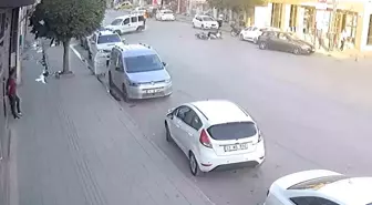 Çorum Alaca'da Motosiklet ve Hafif Ticari Araç Çarpıştı: 2 Yaralı