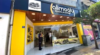Aydın'da Baklava Dükkanına Fare Denetimi: 60 Bin TL Ceza Kesildi