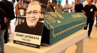 Gazeteci Hikmet Çetinkaya Son Yolculuğuna Uğurlandı