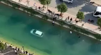 Adana'da Sulama Kanalına Düşen Sürücü Son Anda Kurtarıldı