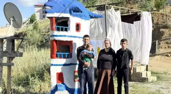 Yüksekova'da Hayalindeki Evin Maketini Yaptı