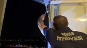 Sivas'ta Düşen Atmaca Yavrusu İtfaiye Ekiplerince Kurtarıldı