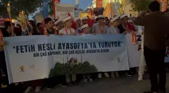 AK Parti Gençlik Kolları Ayasofya için yürüdü