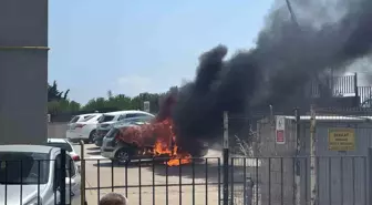 Bandırma Hastane Otoparkında Araç Yangını