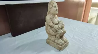 İnegöl'de 1700 Yıllık Antik Roma Heykeli Ele Geçirildi