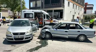 Konya'da Trafik Kazası: 6 Yaralı