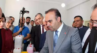Bakan Kacır Siirt'te İş Dünyası Temsilcileriyle Bir Araya Geldi