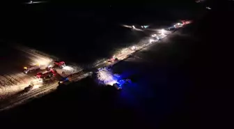 Edirne'de Tarladaki Yangına Köylüler Traktörlerle Müdahale Etti