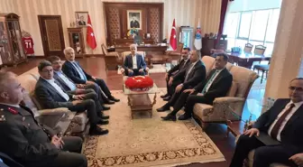 Ulaştırma Bakanı Uraloğlu Kırıkkale Valiliğini Ziyaret Etti