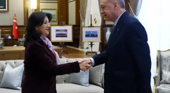 DEM Parti'li Pervin Buldan'dan Cumhurbaşkanı Erdoğan'a teşekkür telefonu
