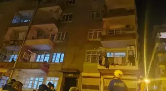 Diyarbakır'da apartman sakinlerinin ihbarı sonrası, 5 katlı bina boşaltıldı