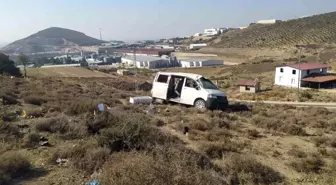 Hatay'da Minibüs Devrildi, Sürücü Yaralandı