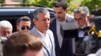 Özgür Özel, Tutuklu Başkan Muhittin Böcek'i Ziyaret Etti