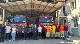 Salihli Kaymakamı, Orman Yangınları ile Mücadele Eden Ekipleri Ziyaret Etti