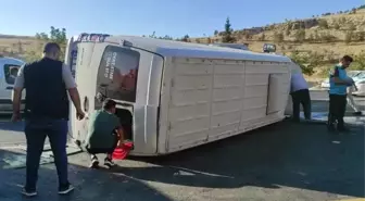 Suruç'ta Trafik Kazası: 13 Yaralı