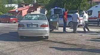Sivas’ta Otomobil Kazasında 4 Kişi Yaralandı