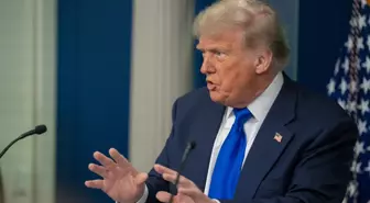 Trump, Kanada Mallarına Yüzde 35 Gümrük Vergisi Uygulayacak