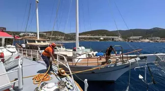 Bodrum'da Su Almaya Başlayan Tekne Kurtarıldı