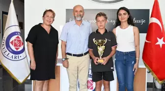 İzmir BİL Koleji Öğrencisi Çağrı Karatepe, LGS'de Türkiye Birincisi Oldu