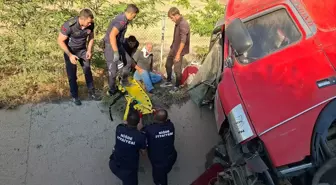 Niğde'de Zincirleme Trafik Kazası: 16 Yaralı