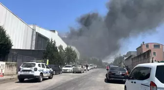 Kocaeli'nde Plastik Fabrikasında Yangın