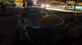 Şanlıurfa'da Kafa Kafaya Çarpışma: 5 Yaralı