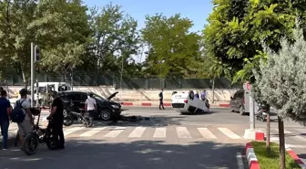 Siirt'te Trafik Kazası: İki Otomobil Çarpıştı