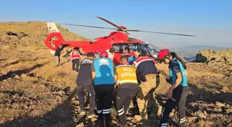 Tunceli'de Kayalık Alandan Düşen Şahsın Ayağı Kırıldı