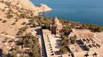 Van Kültür Yolu Festivali sanatla kapılarını açtı: 300 etkinlik, 9 günlük şölen