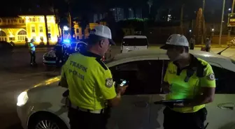 Adana'da trafikte 98 kişiye 596 Bin TL ceza kesildi