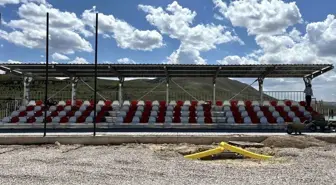 Bayburt'un Arpalı Beldesinde Spor Tesisleri Yenileniyor