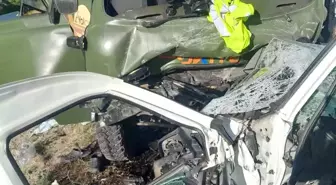 Bayburt'ta Trafik Kazası: Anne ve Oğlu Hayatını Kaybetti