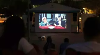 Düzce Üniversitesi Açık Hava Sinema Günü ile Yaz Akşamlarını Renklendirdi
