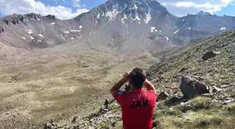 Kayseri Erciyes Dağı'nda Mahsur Kalan Dağcı için Operasyon Başlatıldı