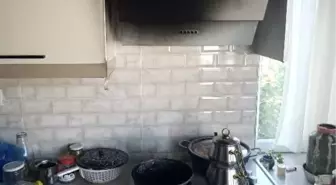 Manyas'ta Apartman Dairesinde Yangın Çıktı