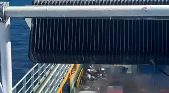 Marmara Adası Açıklarında Feribotta Yangın Çıktı