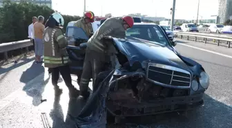 Sultanbeyli'de Otoyolda Kaza: 4 Yaralı