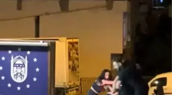 Alkollü Genç Kız, Parkta Saldırganlık Yaptı