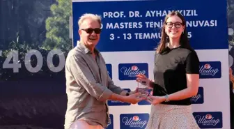 8. Prof. Dr. Ayhan Kızıl T400 Masters Tenis Turnuvası Bursa'da Yapıldı